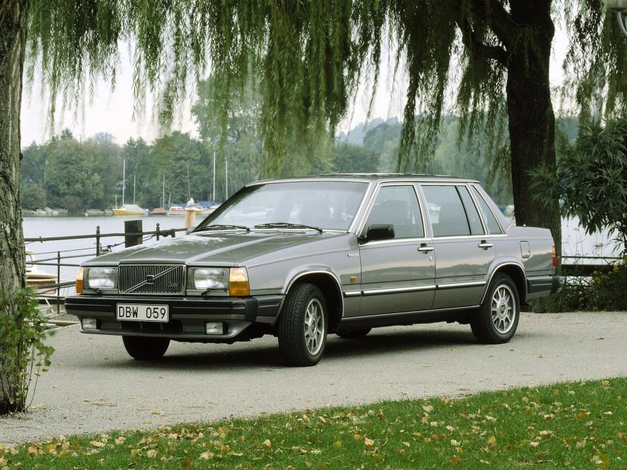  Volvo 760 Turbo 1984 года  (фото 4 из 4)
